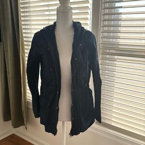 Joie women’s rain jacket size medium